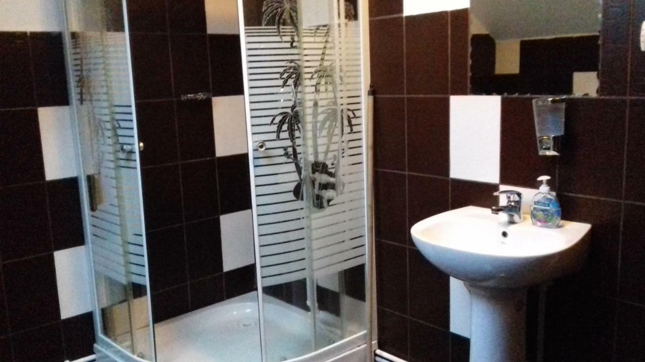 Casa Magnolia Hotel Tulghes Bagian luar foto
