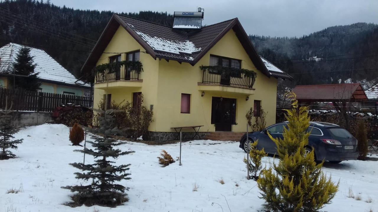 Casa Magnolia Hotel Tulghes Bagian luar foto